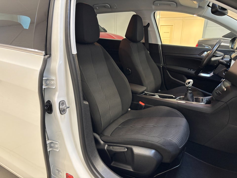 Peugeot 308 1,6 BlueHDi 120 Active SW 5d