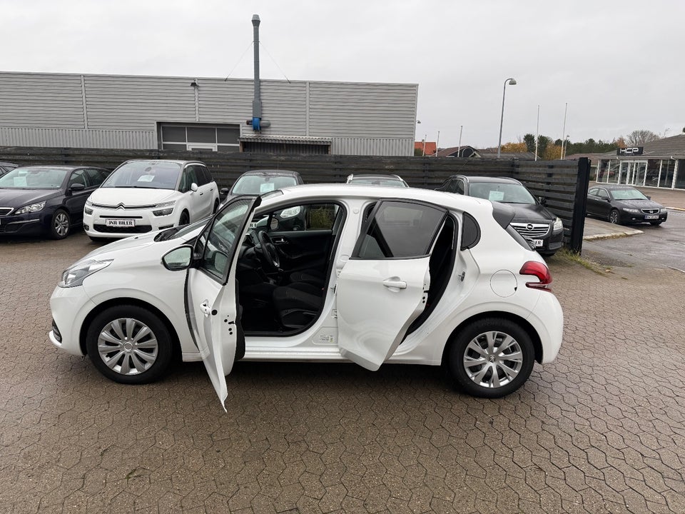 Peugeot 208 1,2 PureTech 82 Active 5d