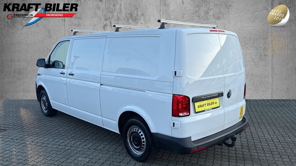 VW Transporter 2,0 TDi 110 Kassevogn lang