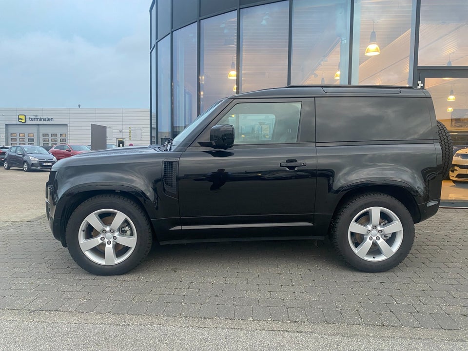 Land Rover Defender 90 3,0 D250 Hard Top X-Dynamic SE aut. Van 3d