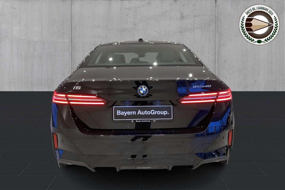 BMW i5 eDrive40 M-Sport 4d