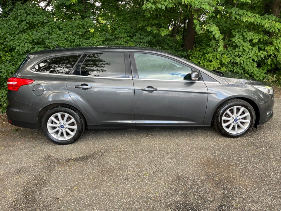 Ford Focus 1,0 SCTi 125 Titanium stc. 5d