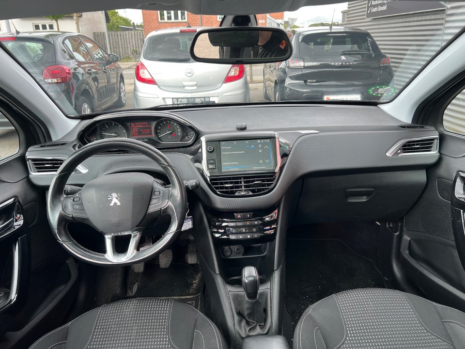 Peugeot 208 1,5 BlueHDi 100 Allure Sky 5d