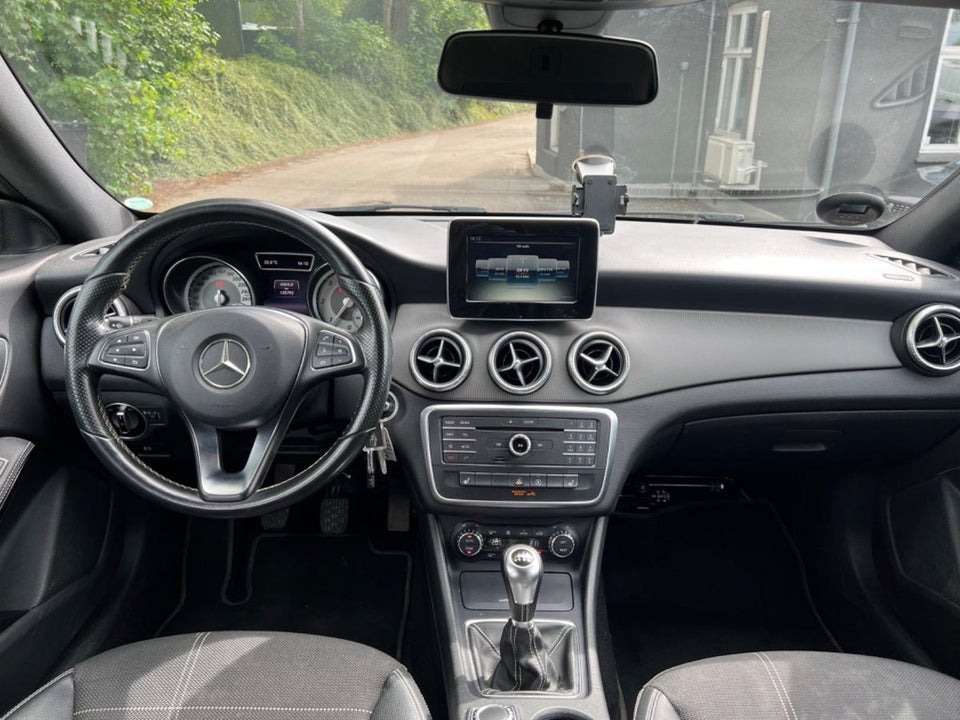 Mercedes CLA200 2,2 CDi Shooting Brake 5d