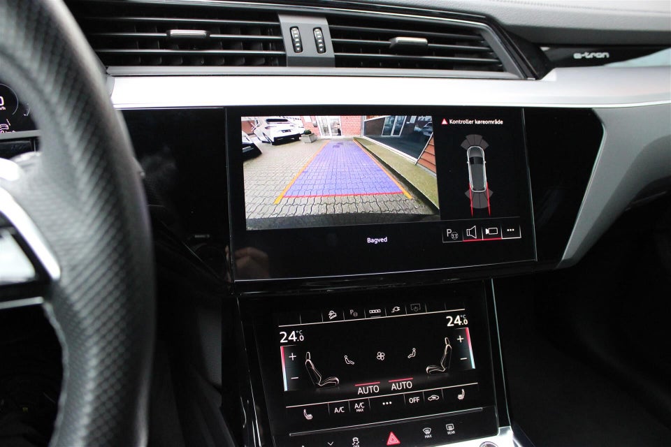 Audi e-tron 55 S-line quattro 5d
