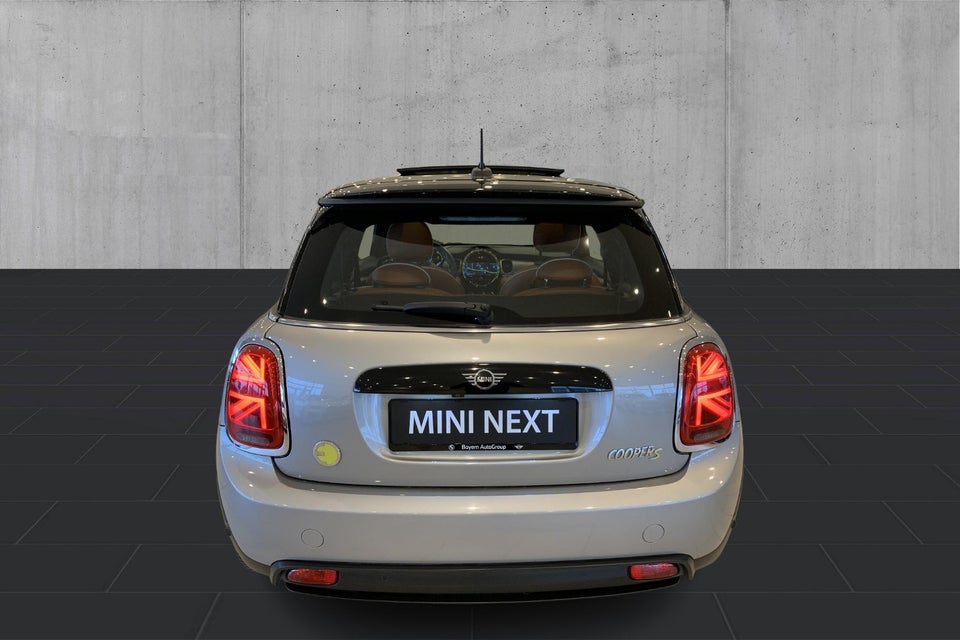 MINI Cooper SE Maximise 3d