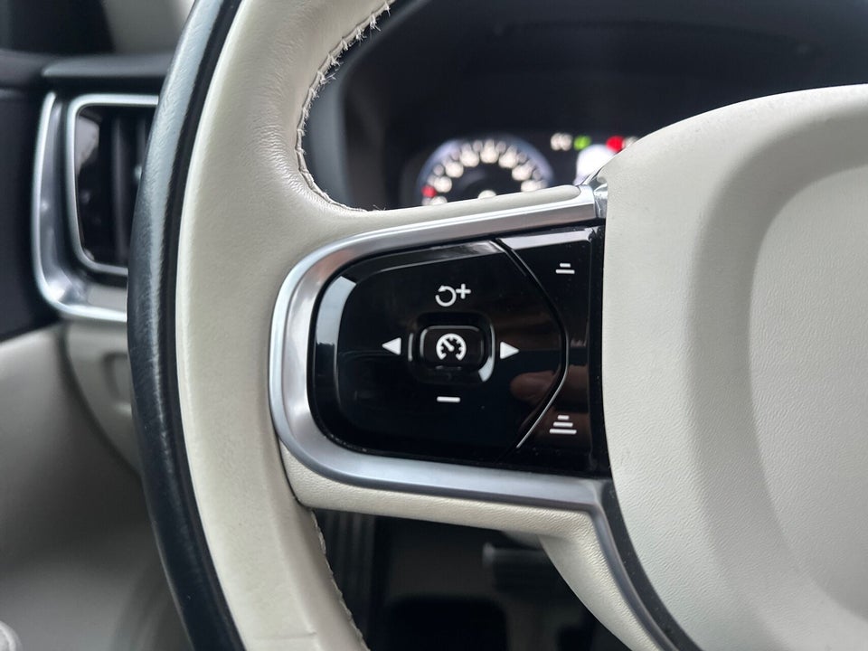 Volvo V60 2,0 D4 200 Inscription aut. 5d