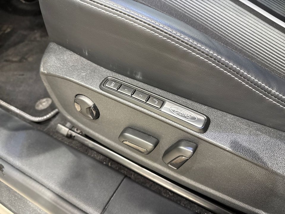 Ford Capri 77 Select Extended Range 5d