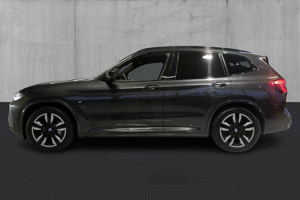 BMW iX3 Charged M-Sport 5d