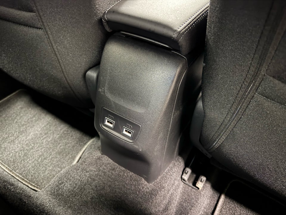 Peugeot e-208 50 Active 5d