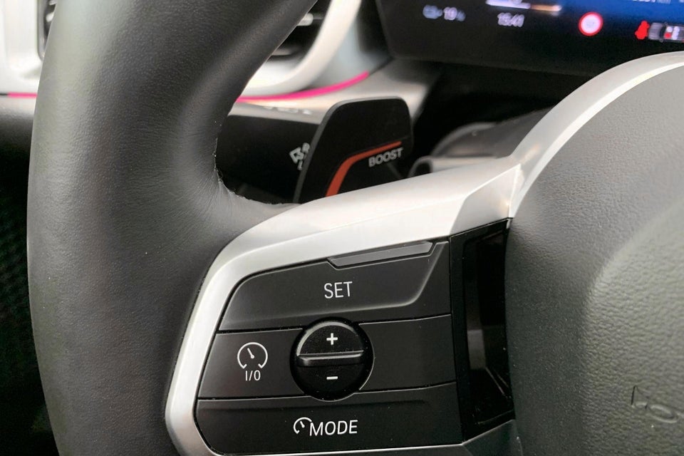 BMW iX1 eDrive20 M-Sport Pro 5d