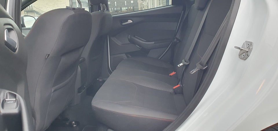 Ford Focus 1,5 SCTi 150 ST-Line stc. 5d