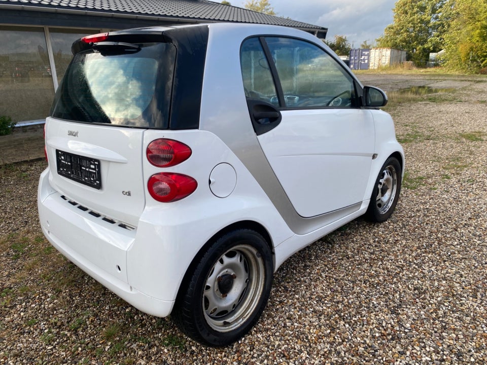 Smart Fortwo Coupé 0,8 CDi Passion aut. 3d