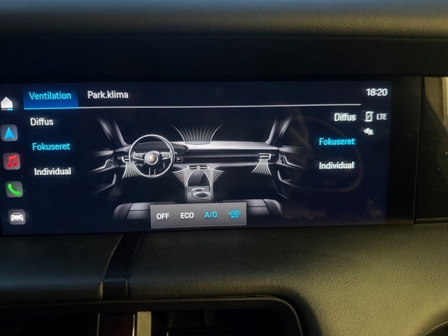 Porsche Taycan Performance+ 4d