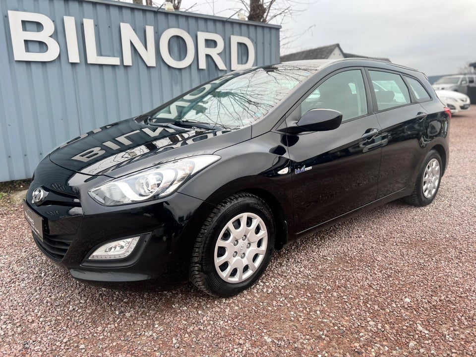 Hyundai i30 1,6 GDi Comfort CW Eco 5d