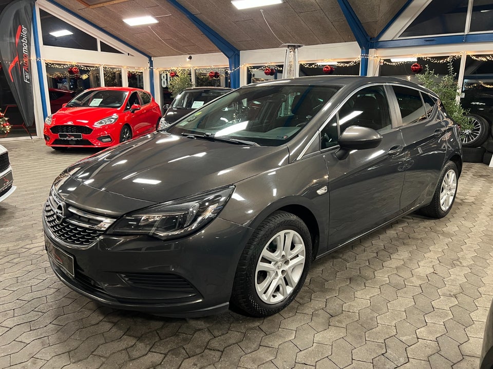 Opel Astra 1,6 CDTi 110 Enjoy 5d