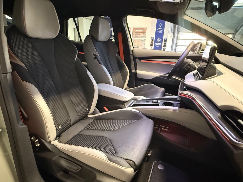 Skoda Elroq 85 iV Lodge 5d
