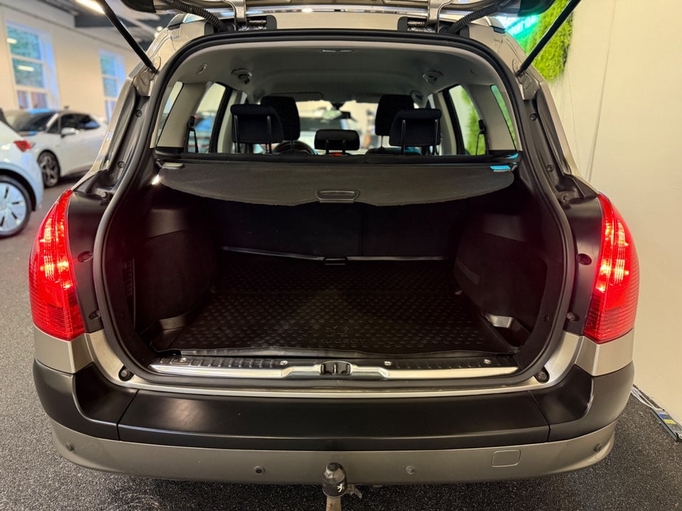 Peugeot 308 1,6 VTi 120 Access 5d