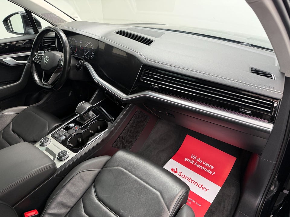 VW Touareg 3,0 TDi 286 Elegance aut. 4Motion Van 5d