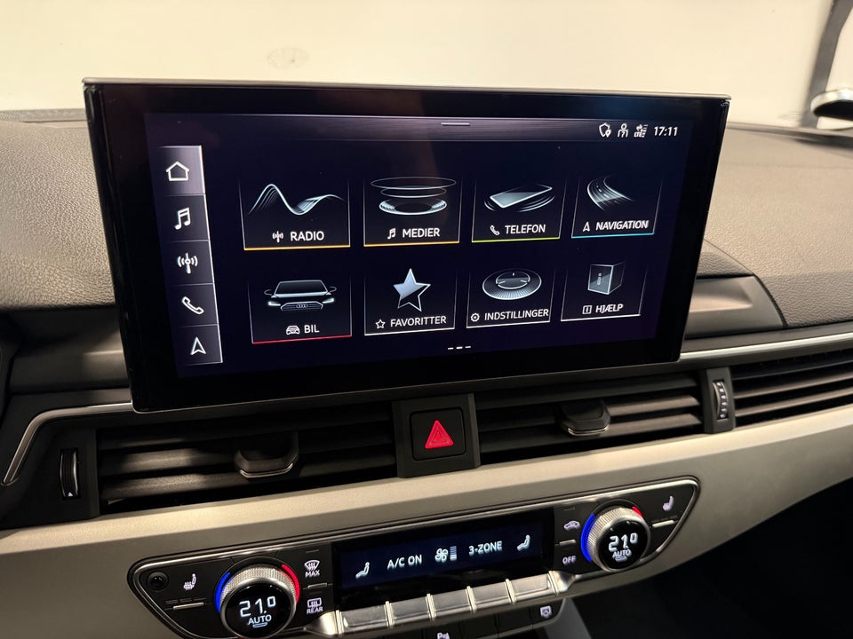 Audi A4 40 TFSi S-line Prestige Tour plus Avant S-tr. 5d