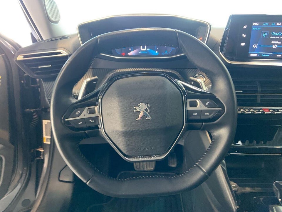 Peugeot 2008 1,2 PureTech 130 Selection Tech EAT8 5d