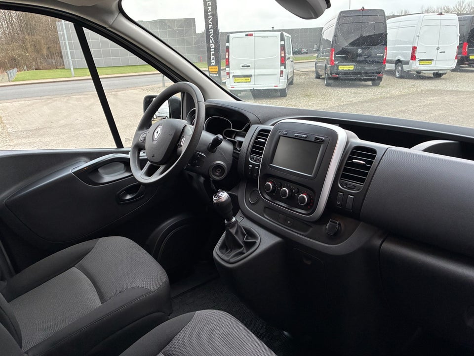 Renault Trafic T29 2,0 dCi 120 L2H1