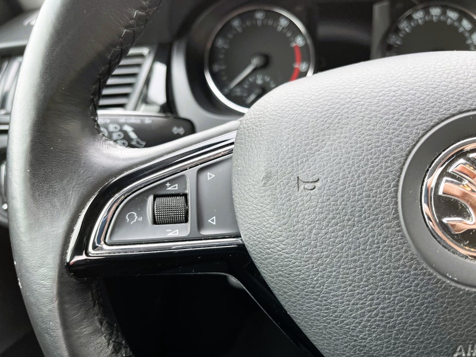 Skoda Rapid 1,0 TSi 95 Active 5d