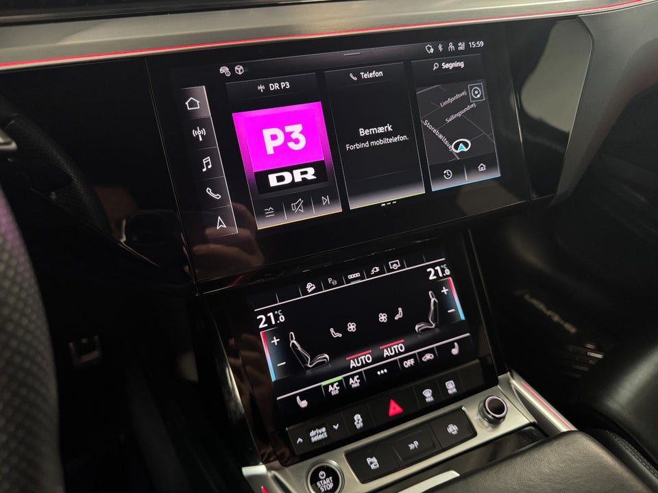 Audi Q8 e-tron 55 S-line quattro 5d