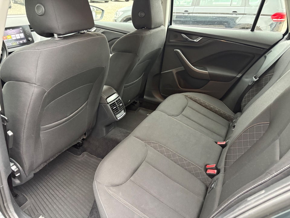 Skoda Kamiq 1,0 TSi 110 Style DSG 5d