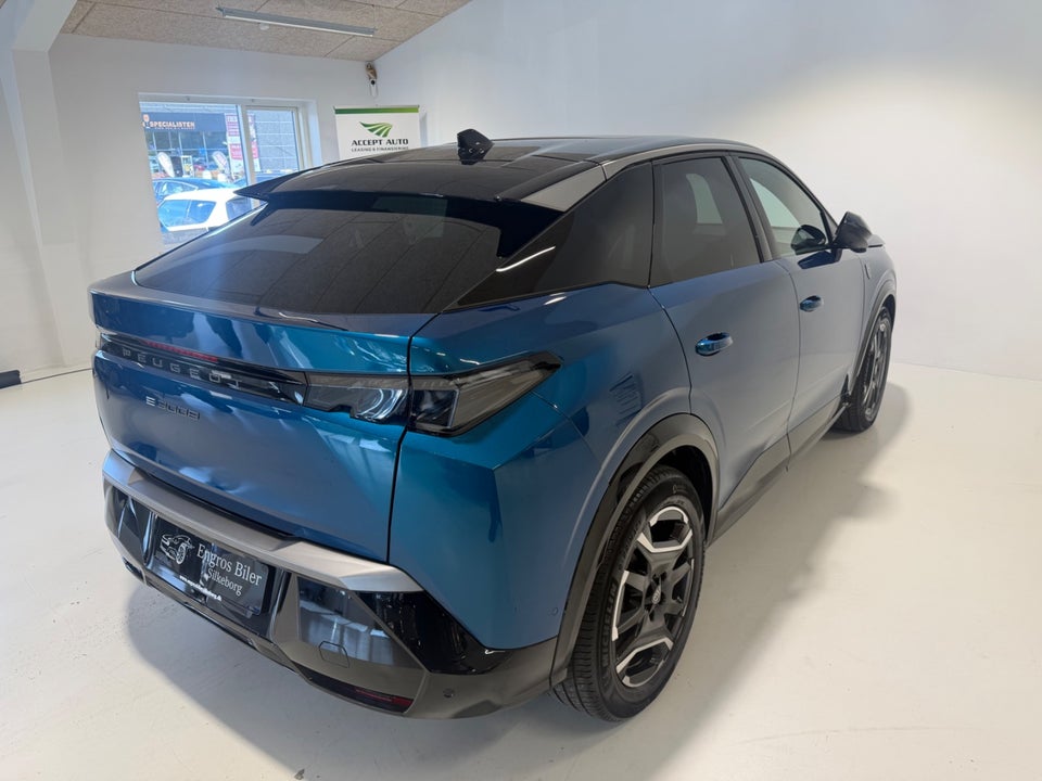 Peugeot e-3008 77 GT Pack 5d