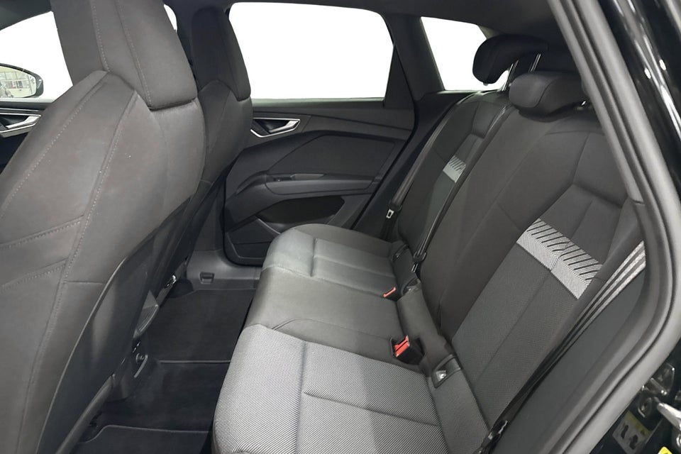 Audi Q4 e-tron 40 Attitude 5d