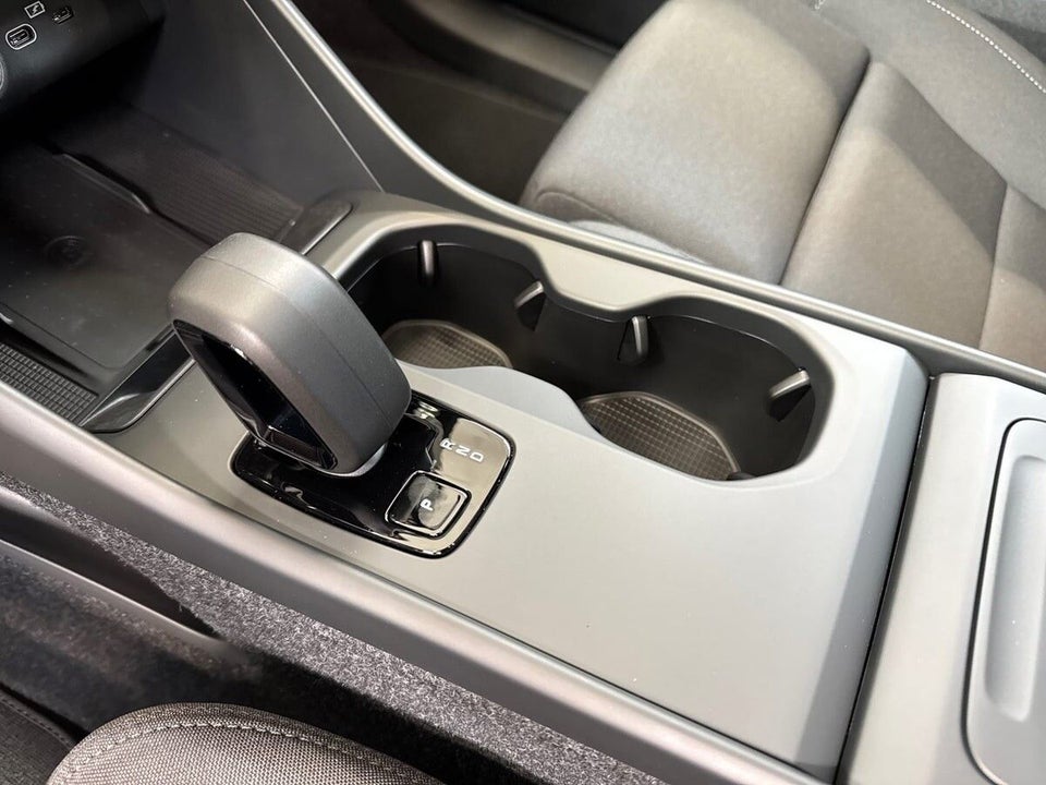 Volvo EX40 Extended Range Black Edition Excess 5d