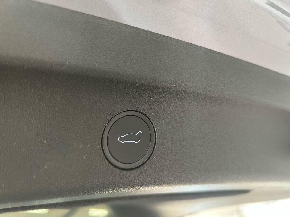 Tesla Model Y Long Range RWD 5d