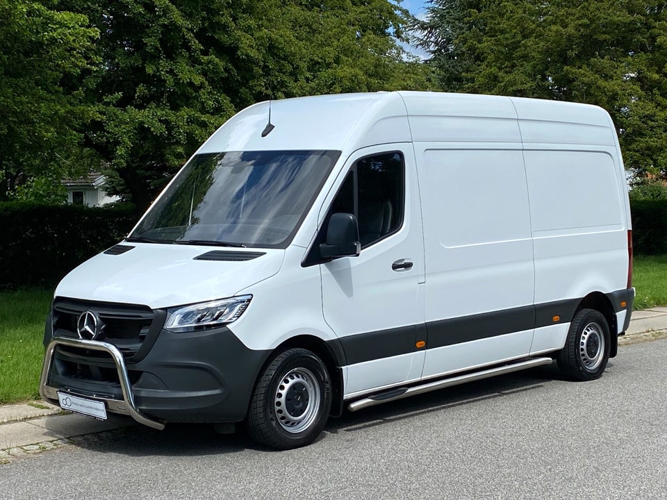 Mercedes Sprinter 215 2,0 CDi A2 Kassevogn aut. FWD