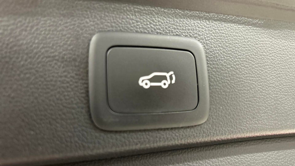 MG Marvel R Performance 5d