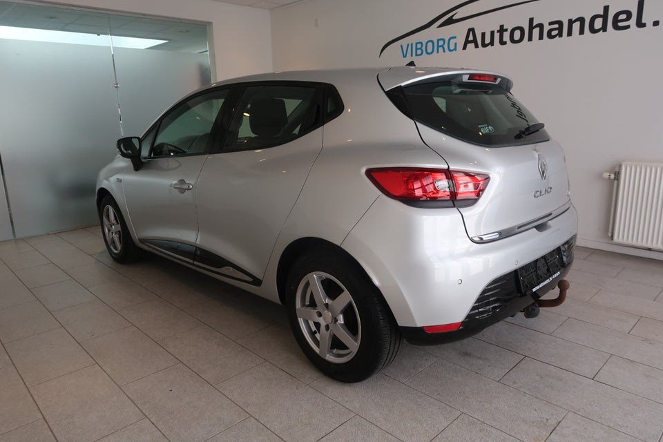 Renault Clio IV 1,5 dCi 75 Formula Edition 5d