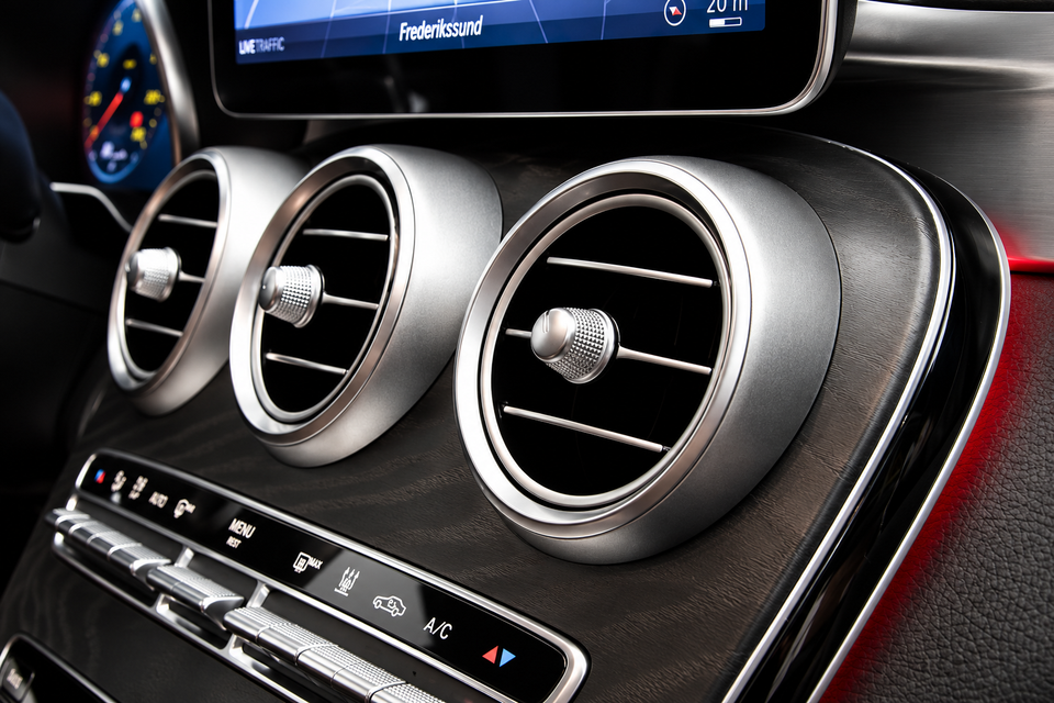 Mercedes C300 de 2,0 AMG Night Edition aut. 4d