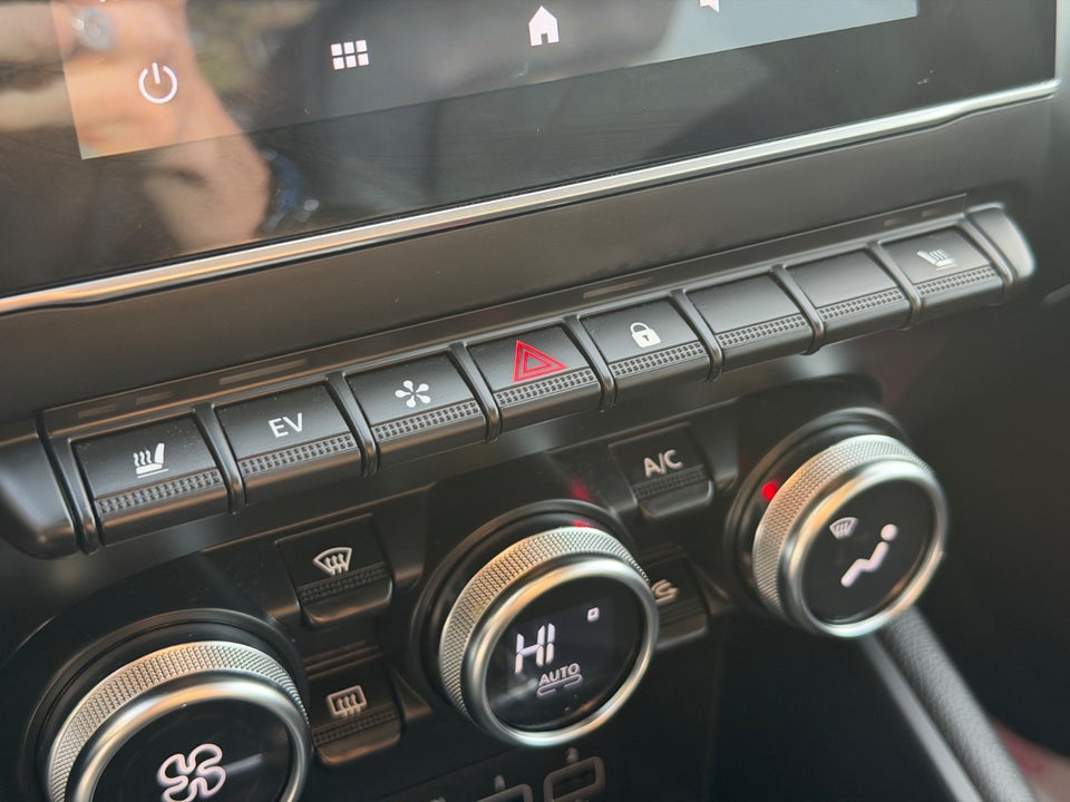 Renault Captur 1,6 E-Tech Intens 5d