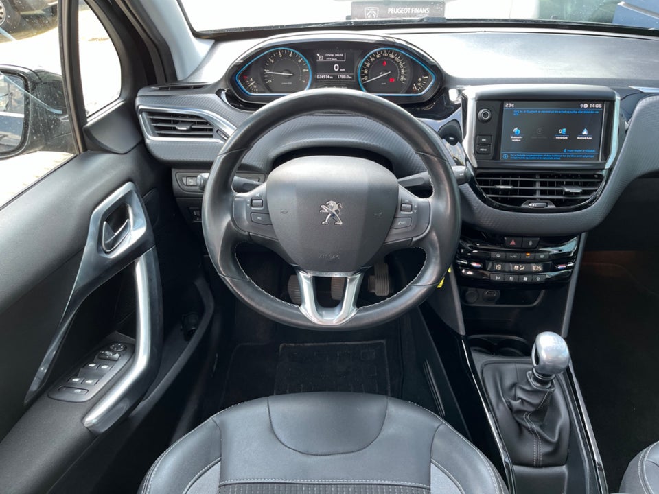 Peugeot 2008 1,2 PureTech 130 Prestige 5d