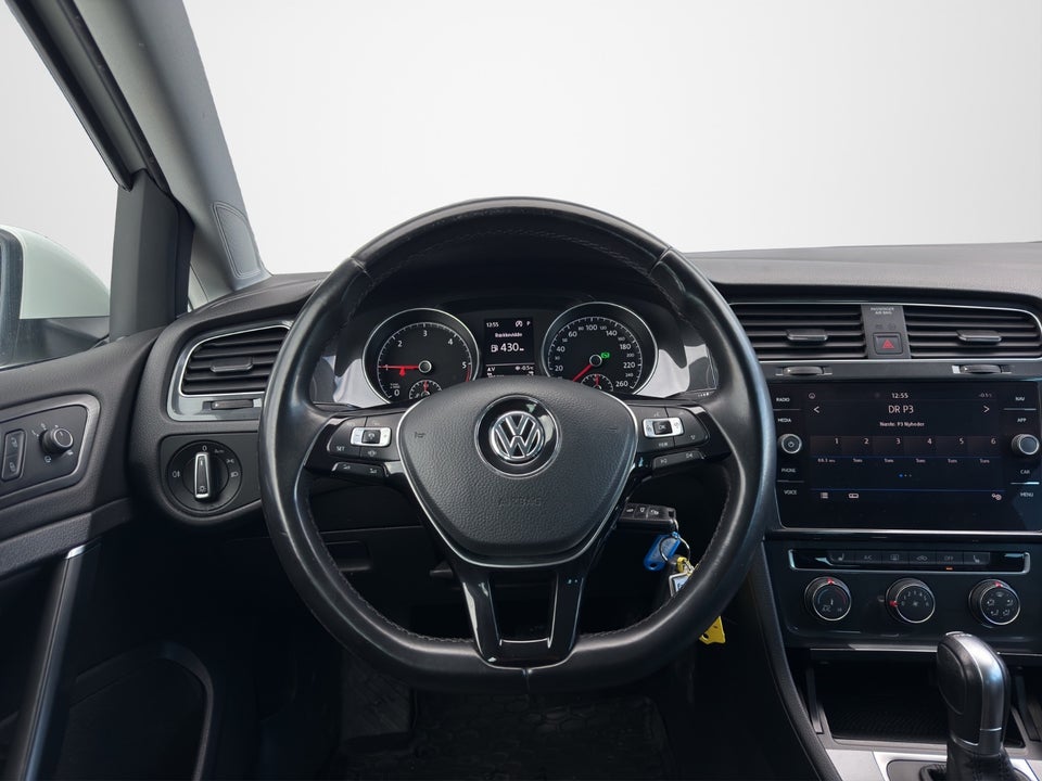 VW Golf VII 1,6 TDi 115 Highline DSG 5d