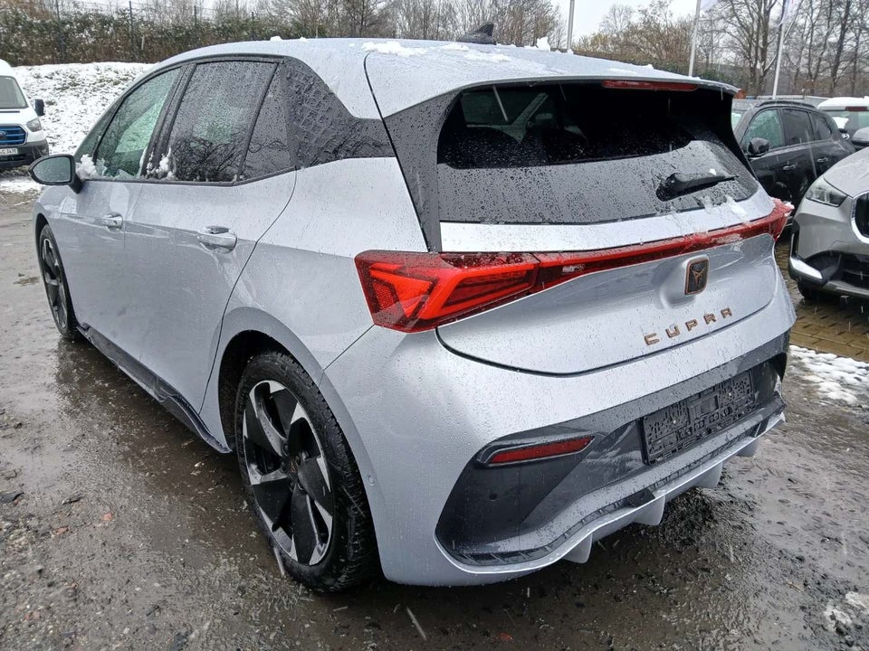 Cupra Born 77 e-Boost 5d