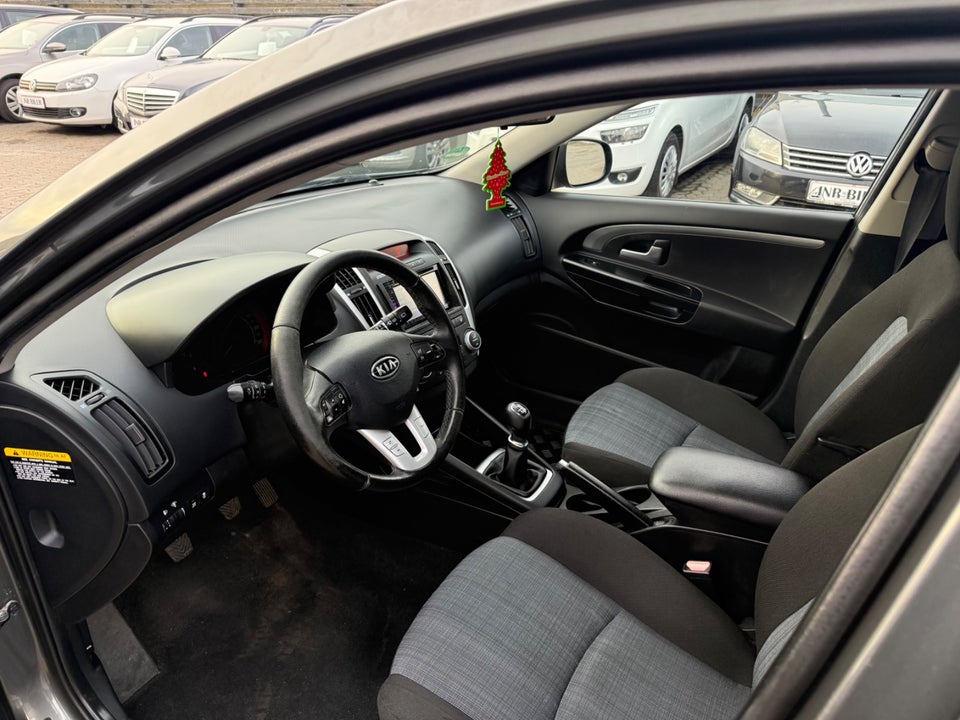 Kia Ceed 1,6 CRDi 115 Active Fashion SW 5d