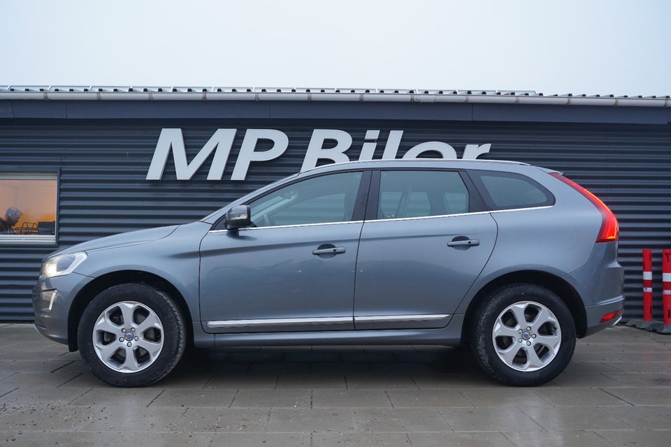 Volvo XC60 2,0 T5 245 Summum aut. Van 5d