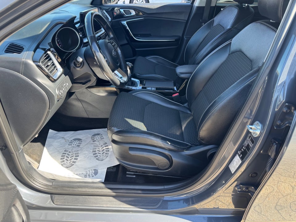 Kia Ceed 1,4 T-GDi Collection 5d