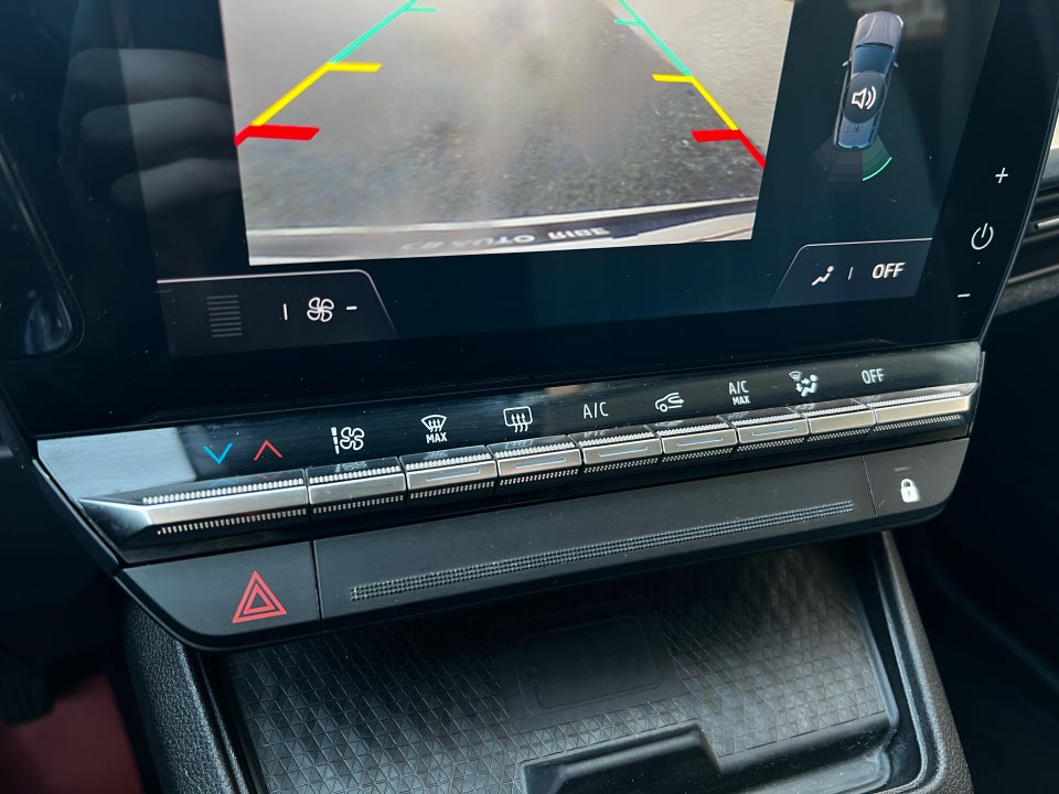 Renault Megane E-Tech 60 Equilibre 5d