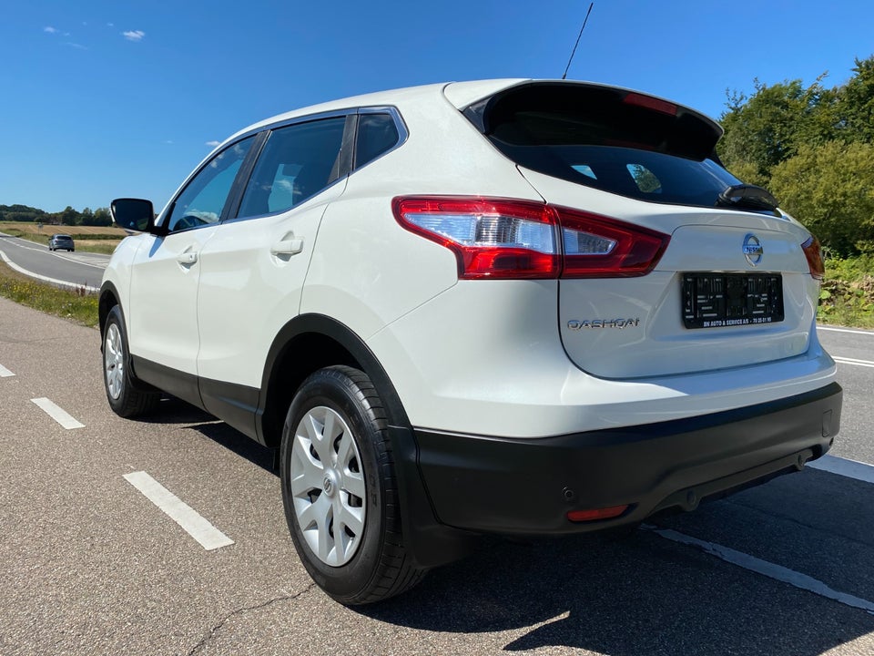 Nissan Qashqai 1,2 Dig-T 115 Visia 5d