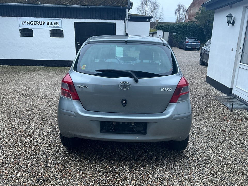 Toyota Yaris 1,4 D-4D T2 5d