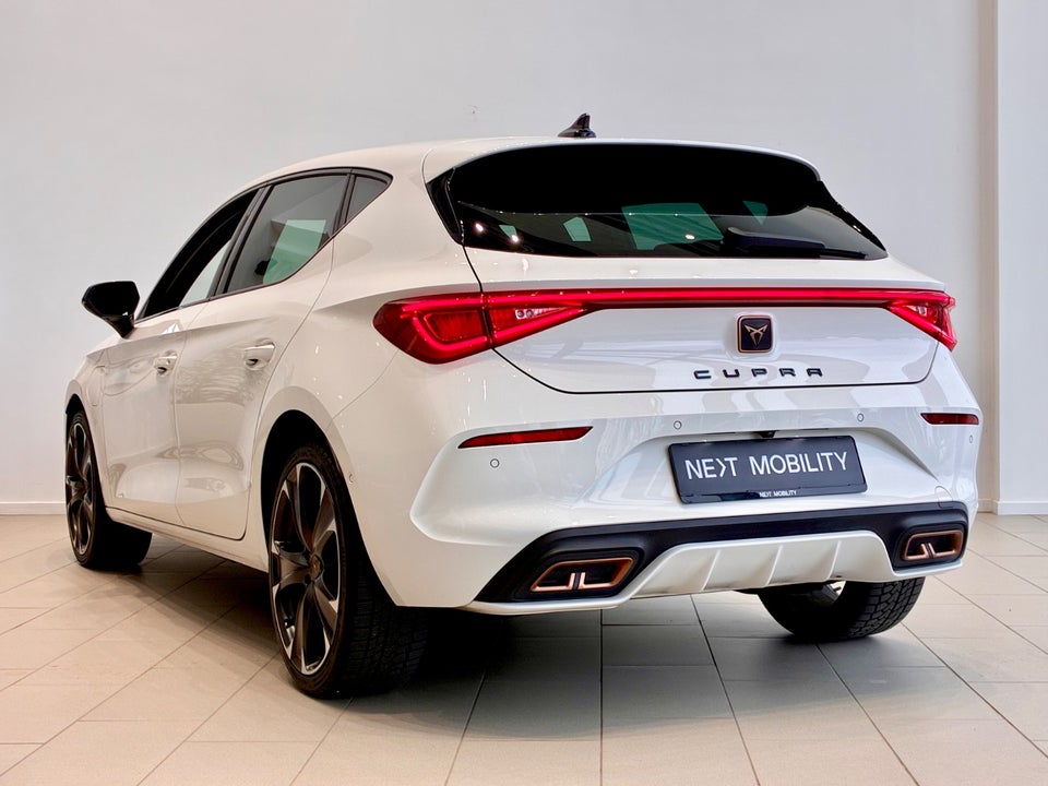 Cupra Leon 1,4 eHybrid DSG 5d