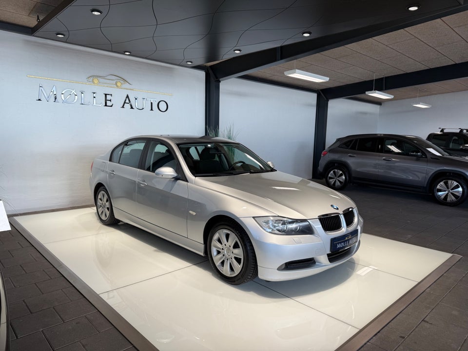 BMW 318i 2,0  4d