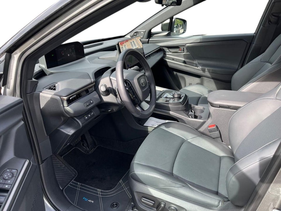 Toyota bZ4X 73 Executive AWD 5d